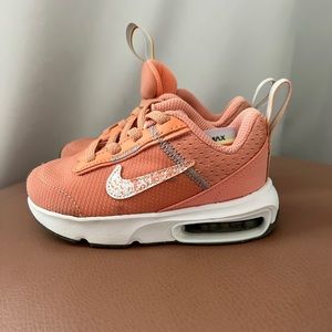 Nike Air Max INTRLK Lite SE